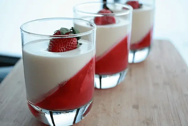 White Chocolate Mousse & Jelly Dessert Cups