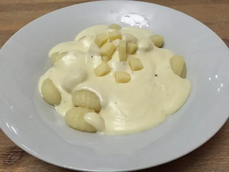 Gorgonzola Pasta Sauce, The Perfect Partner For Gnocchi