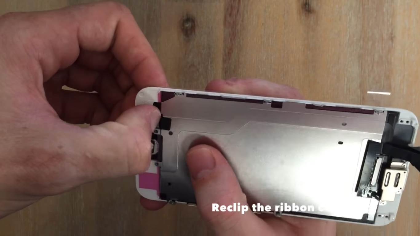reclip the ribbon connector