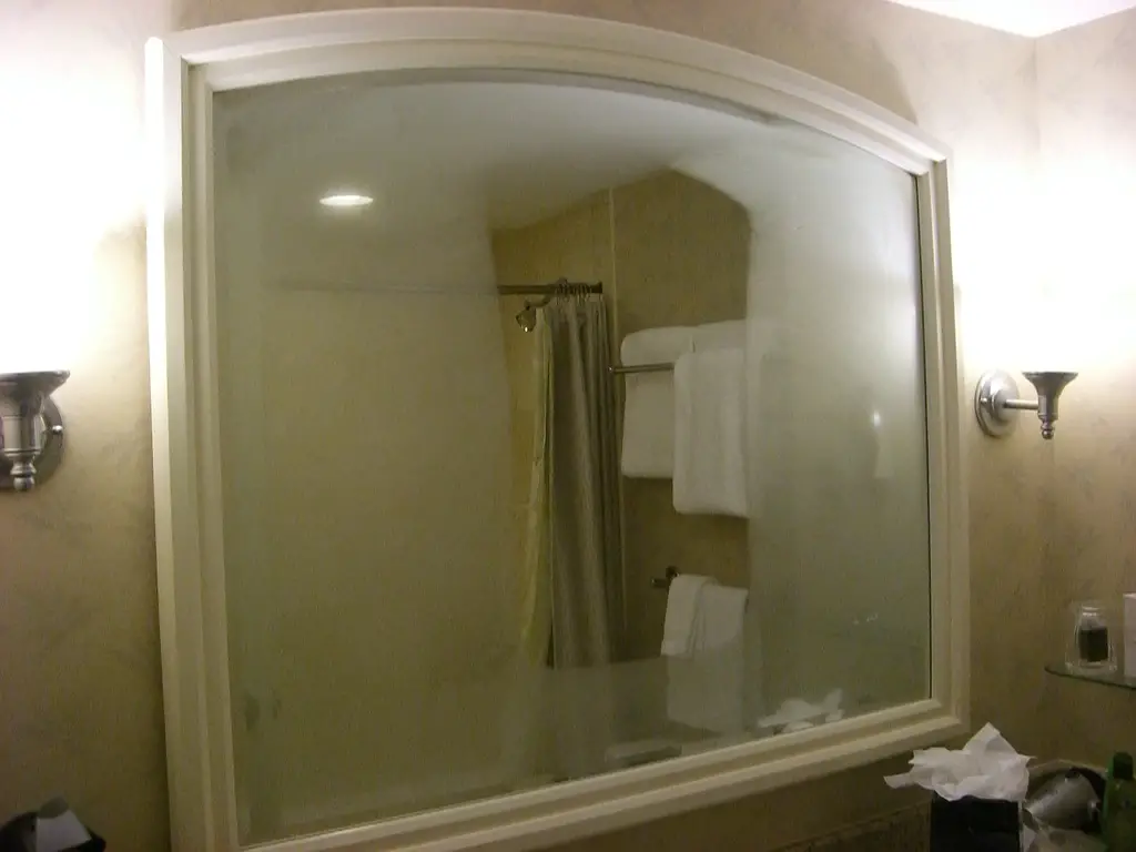 stop your bathroom mirrors from fogging up permanently