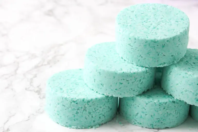 DIY Moisturising Bath Bombs, Perfect For Dry Skin