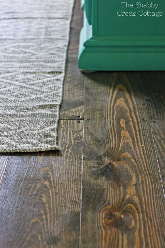 flooring using pine planks