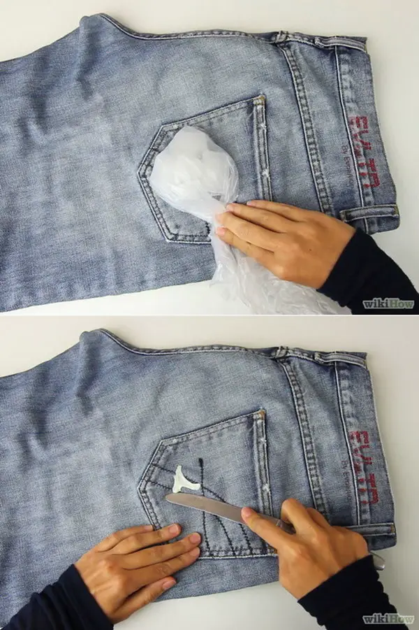 get chewing gum out of your clothes by freezing it