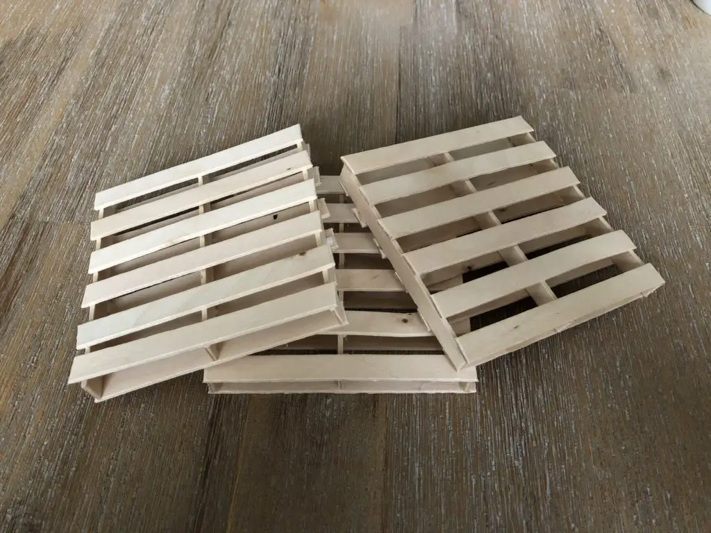 wood pallet coasters