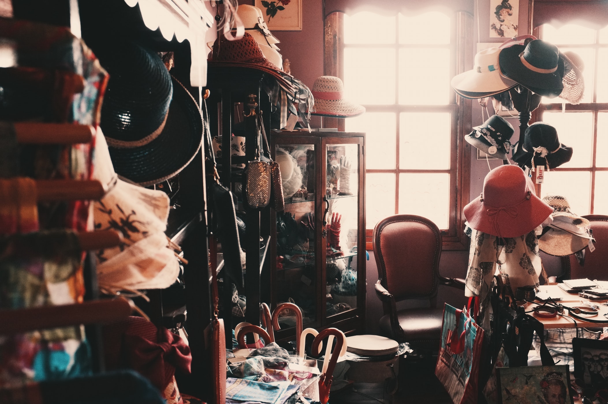 10 Golden Rules For Decluttering Your Home