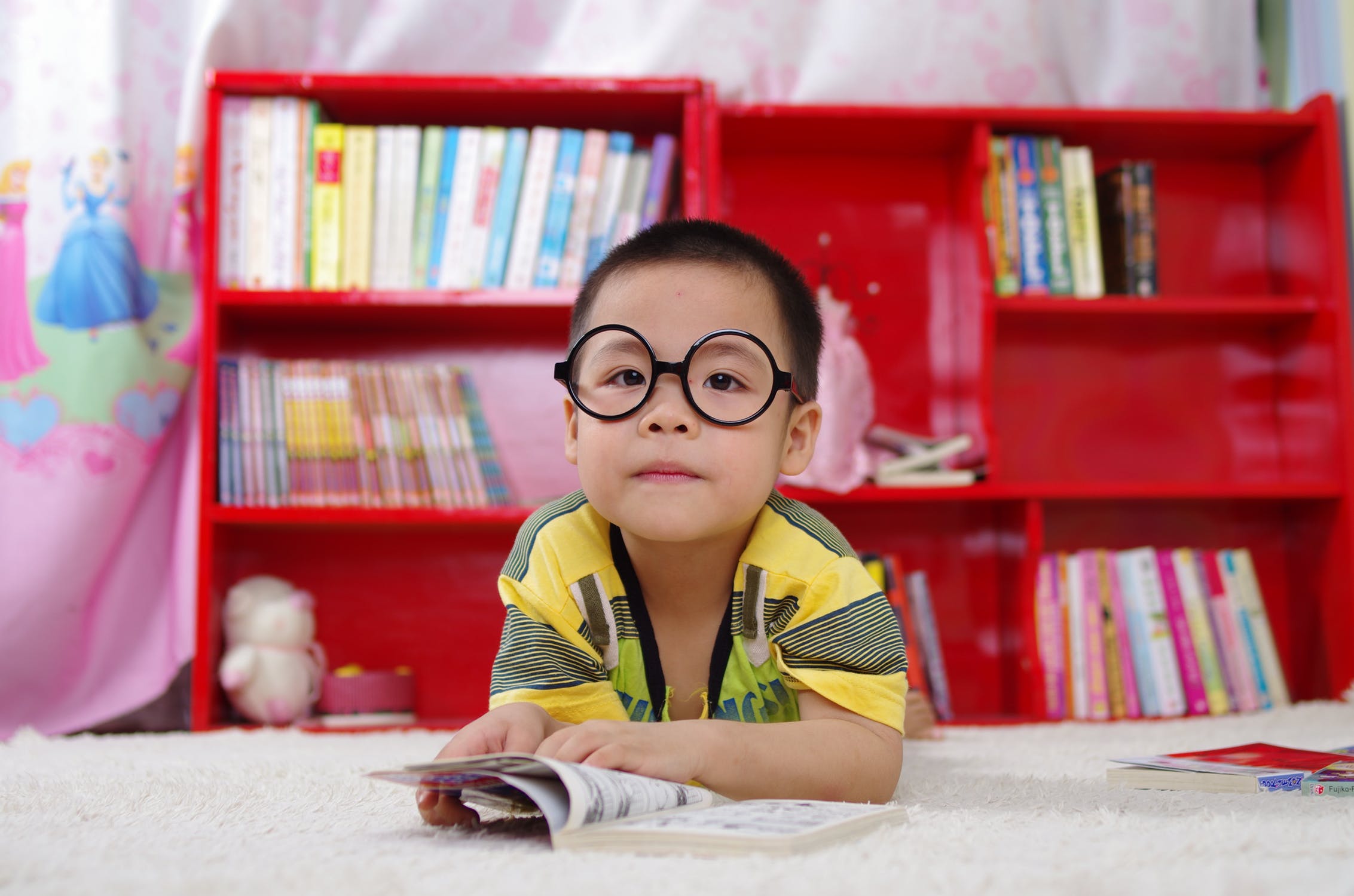 5 Ways to Set Up a Kids' Study Corner on a Budget