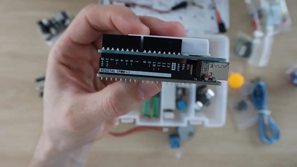 Pin Numbers On The Sides Of The Arduino