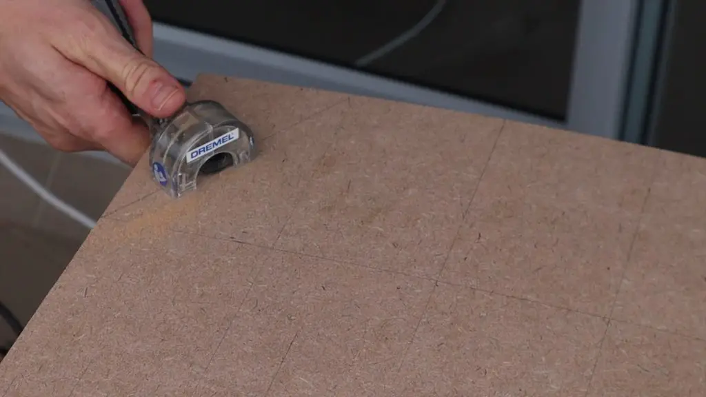 Use Dremel To Cut The Board