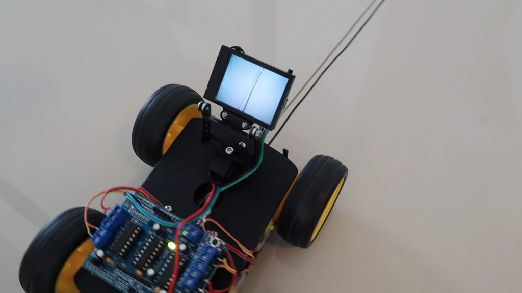 Robot Car Following Line Using Huskylens