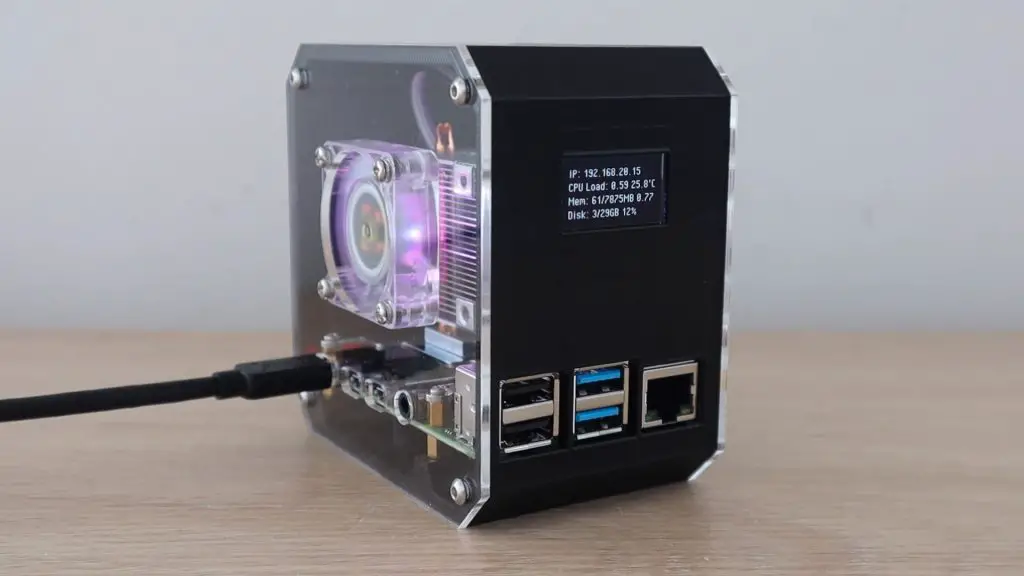 Raspberry Pi Desktop Case