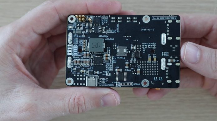 Pi Mini Server Mini Raspberry Pi Server With Built In UPS - The DIY Life