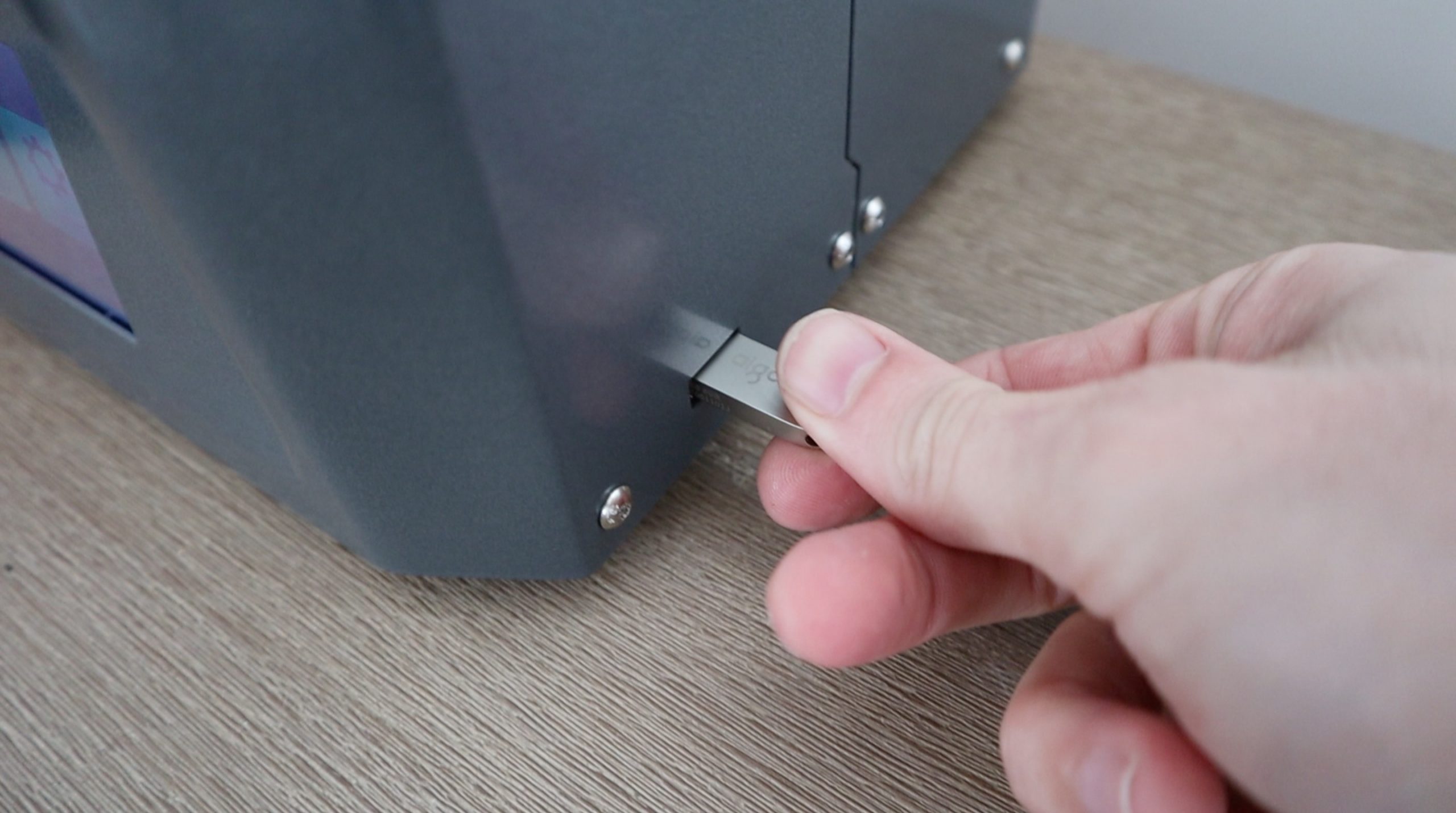 Plug USB Flash Drive Into Printer The DIY Life