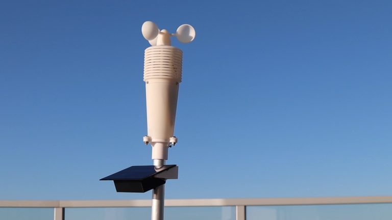 3D Printed IoT Weather Station Dashboard