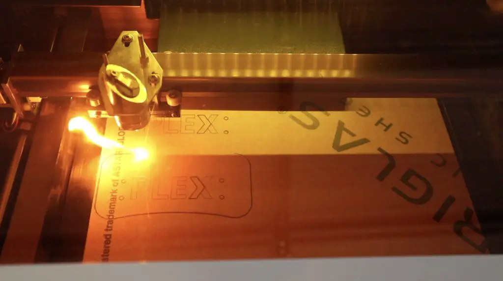 Laser Cutting The Plex Logo and Stand