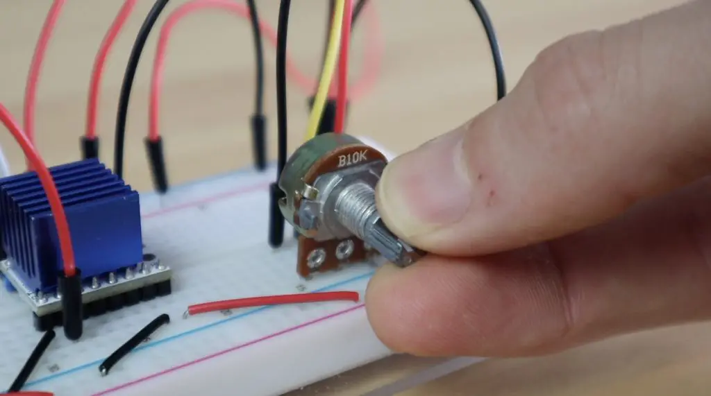 Potentiometer To Adjust Stepper Motor Speed