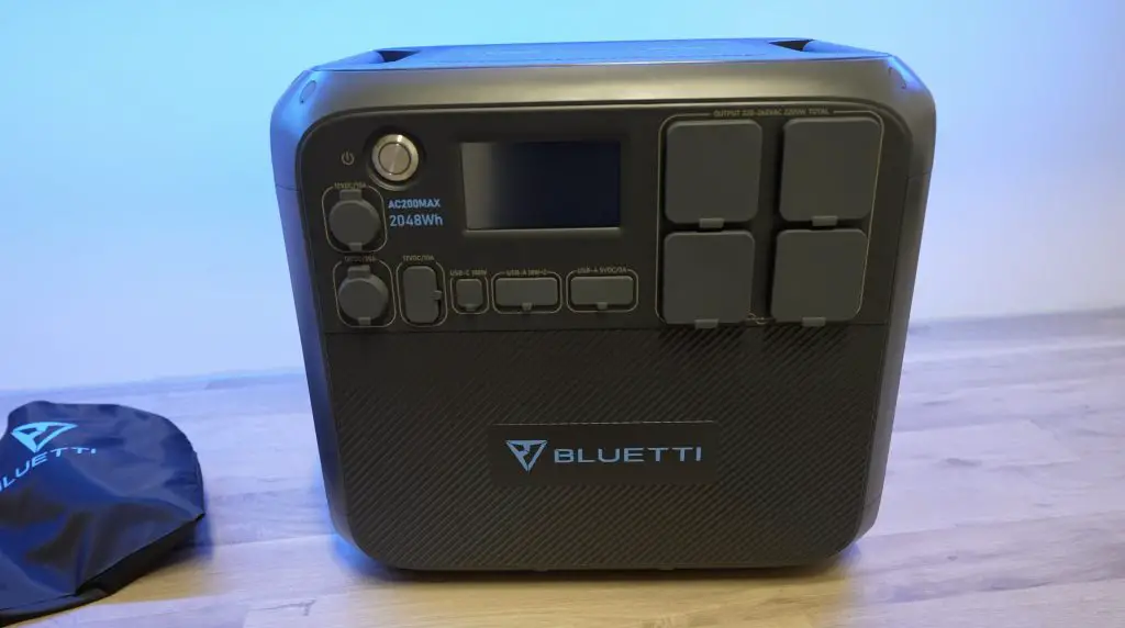 Bluetti AC200MAX Unboxing And Review