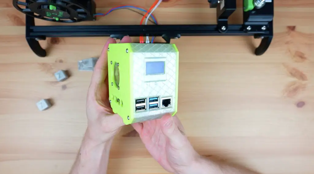 Completed 3D Printed Pi Desktop Case