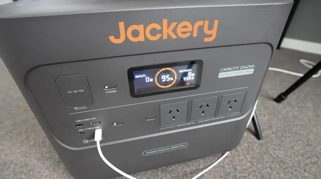 Jackery Battery Status Halfway Modelled