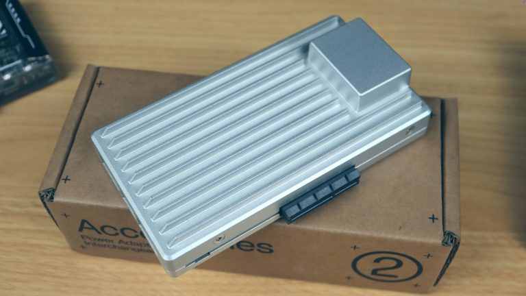 Zimaboard 2 Review – A Sleek, Silent Upgrade for Your Homelab