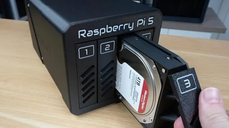 Building a 4-Bay 3.5″ NAS with a Raspberry Pi 5 and 3D Printed Enclosure