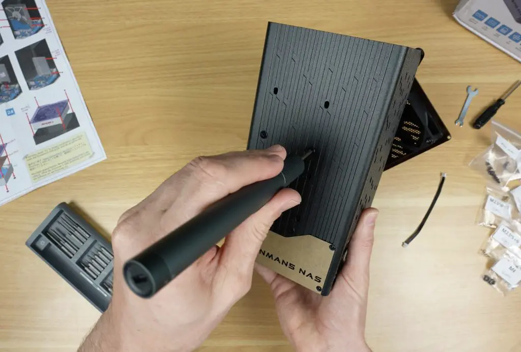 Securing Drives To Side Panel