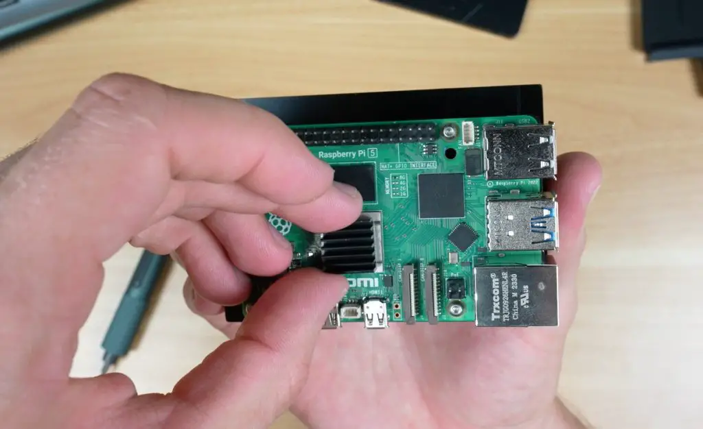 Sticking Heatsink Onto Pi's CPU